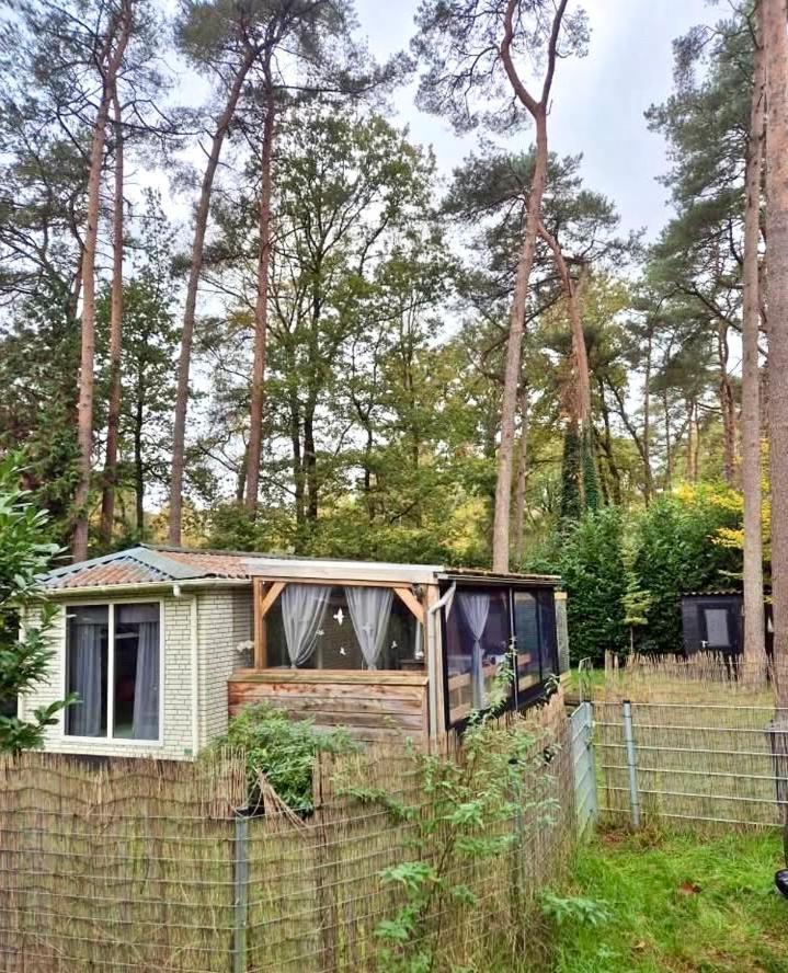 Cosy Chalet Veluwe With A Spacious Garden And Veranda Doornspijk ภายนอก รูปภาพ